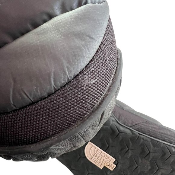 North Face slippers - Picture 9 of 12